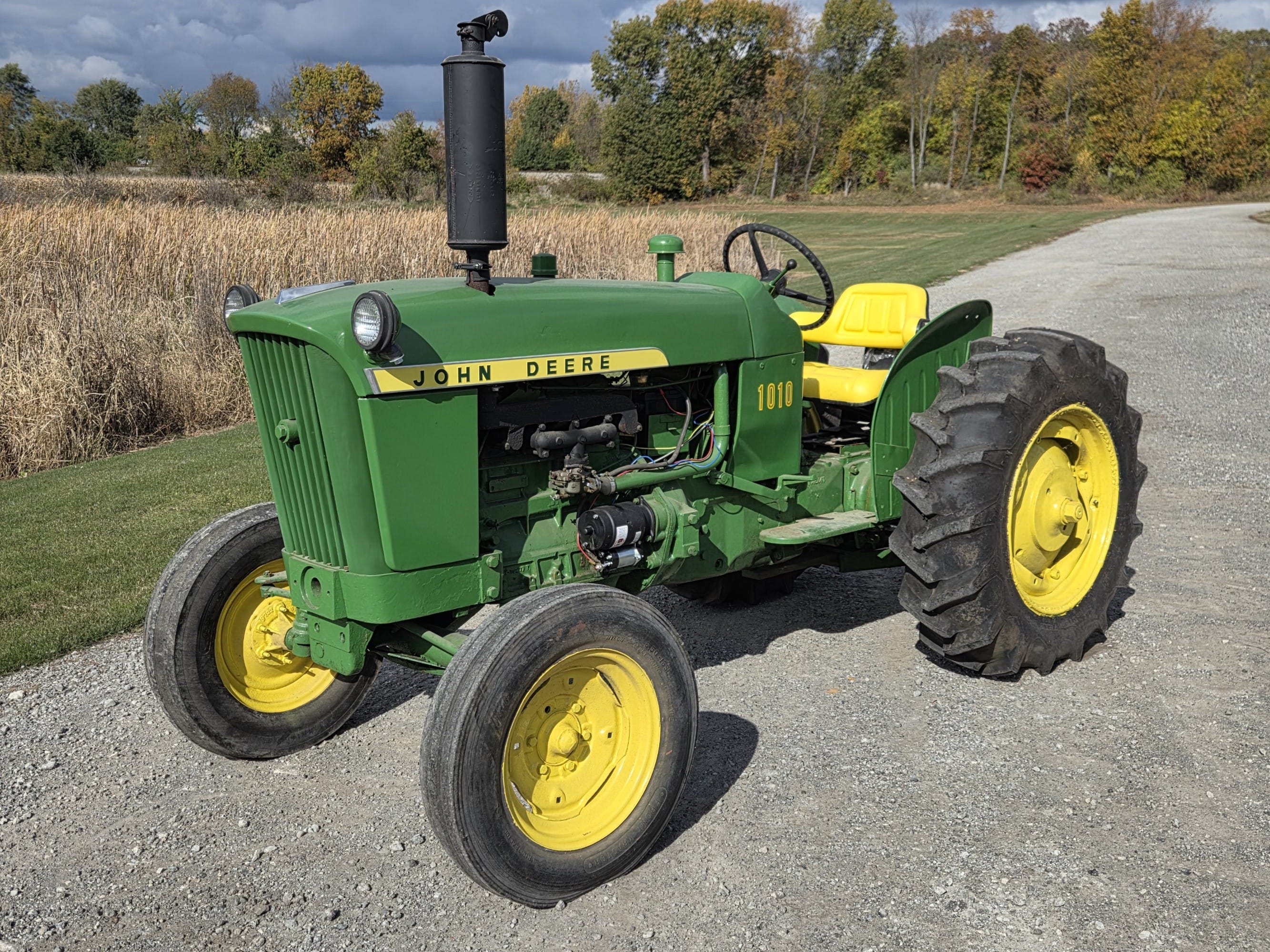 1962 John Deere 1010 Equipment Image0