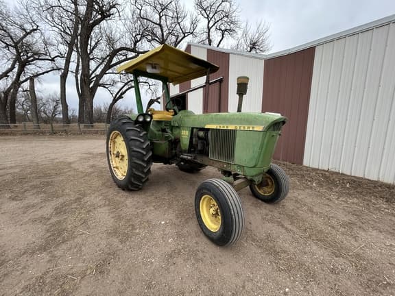 Image of John Deere 3010 equipment image 3