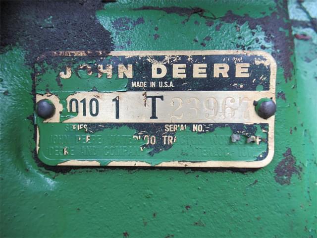 Image of John Deere 3010 equipment image 1