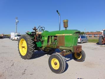 Main image John Deere 4010