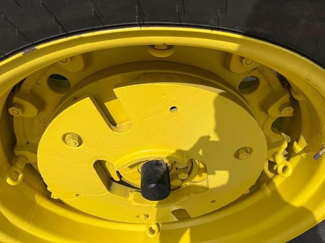 Image of John Deere 4010 equipment image 4