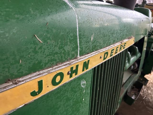 Image of John Deere 4010 equipment image 2
