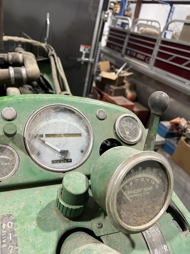 Image of John Deere 4010D equipment image 4