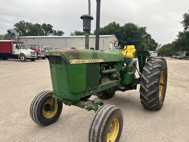 Image of John Deere 4010D equipment image 1