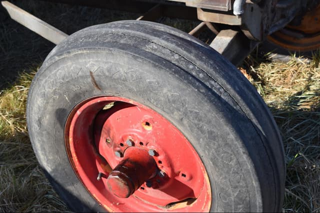Image of Massey Ferguson 95 Super equipment image 4
