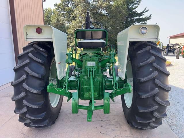 Image of Oliver 1800 equipment image 3