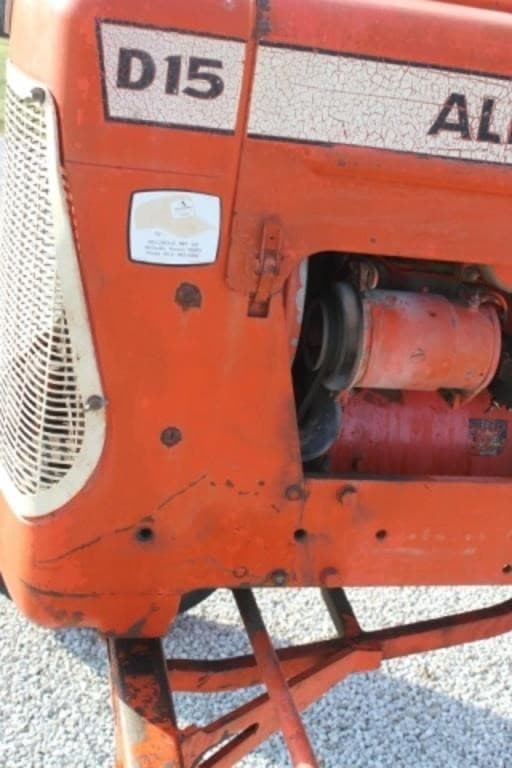 Image of Allis Chalmers D15 equipment image 4