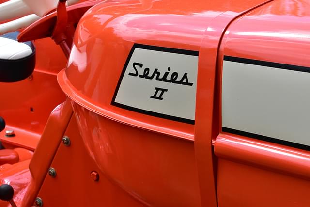 Image of Allis Chalmers D15 equipment image 4