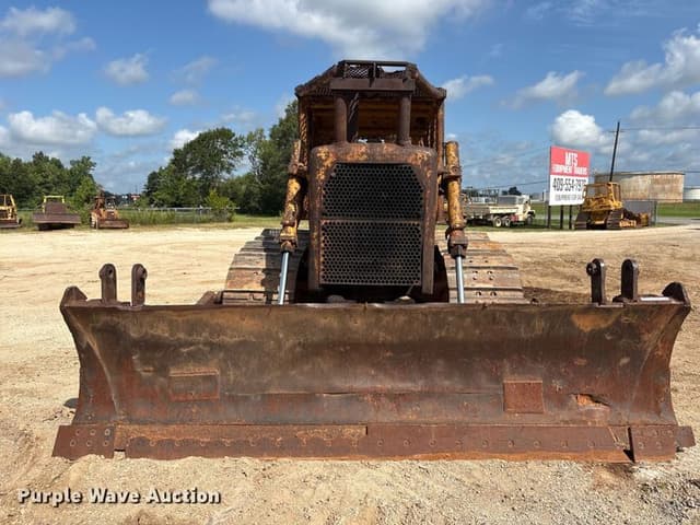 Image of Caterpillar D6C equipment image 1