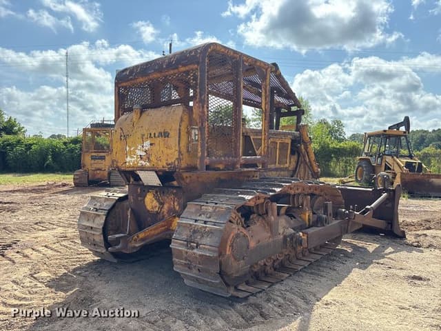 Image of Caterpillar D6C equipment image 4