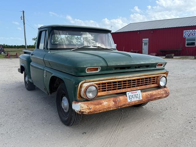 Image of Chevrolet C10 equipment image 4