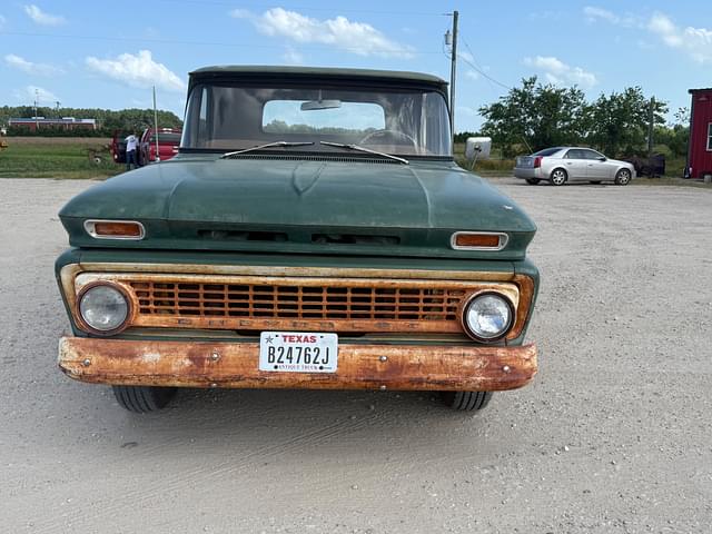 Image of Chevrolet C10 equipment image 3