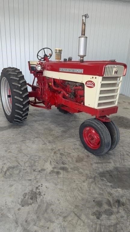 Image of Farmall 460 Primary image