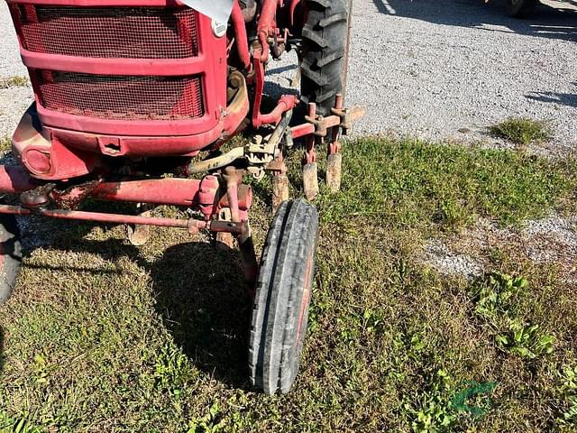 Image of Farmall Cub equipment image 2