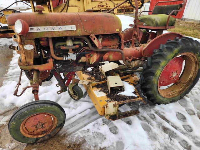 Image of Farmall Cub equipment image 3