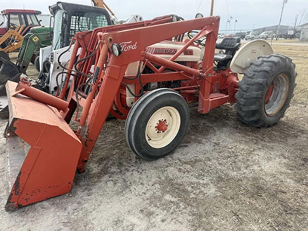 1963 Ford 2000 Equipment Image0