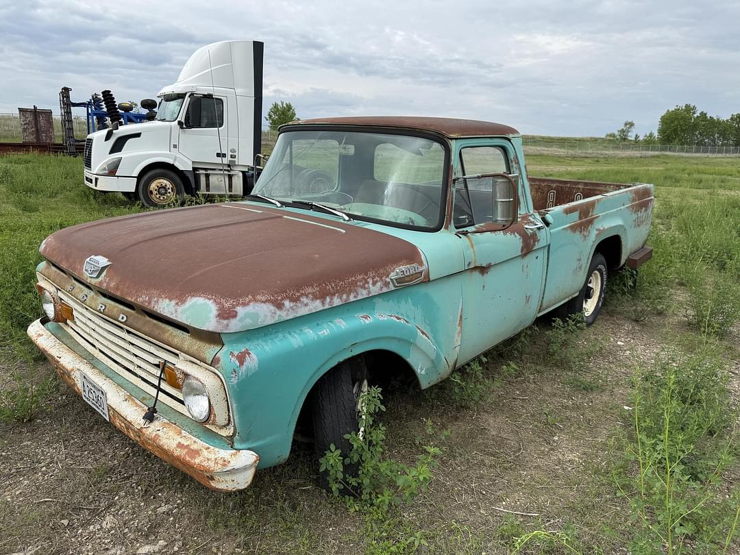 Image of Ford F-100 Primary image