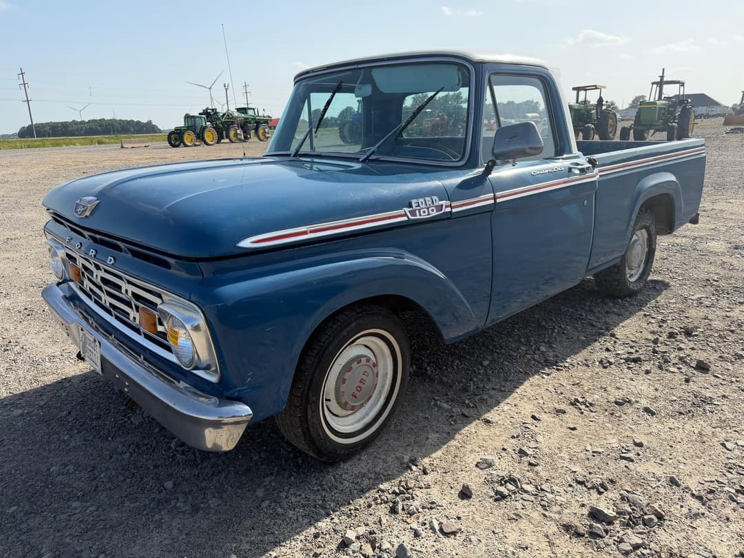 Image of Ford F-100 Primary image