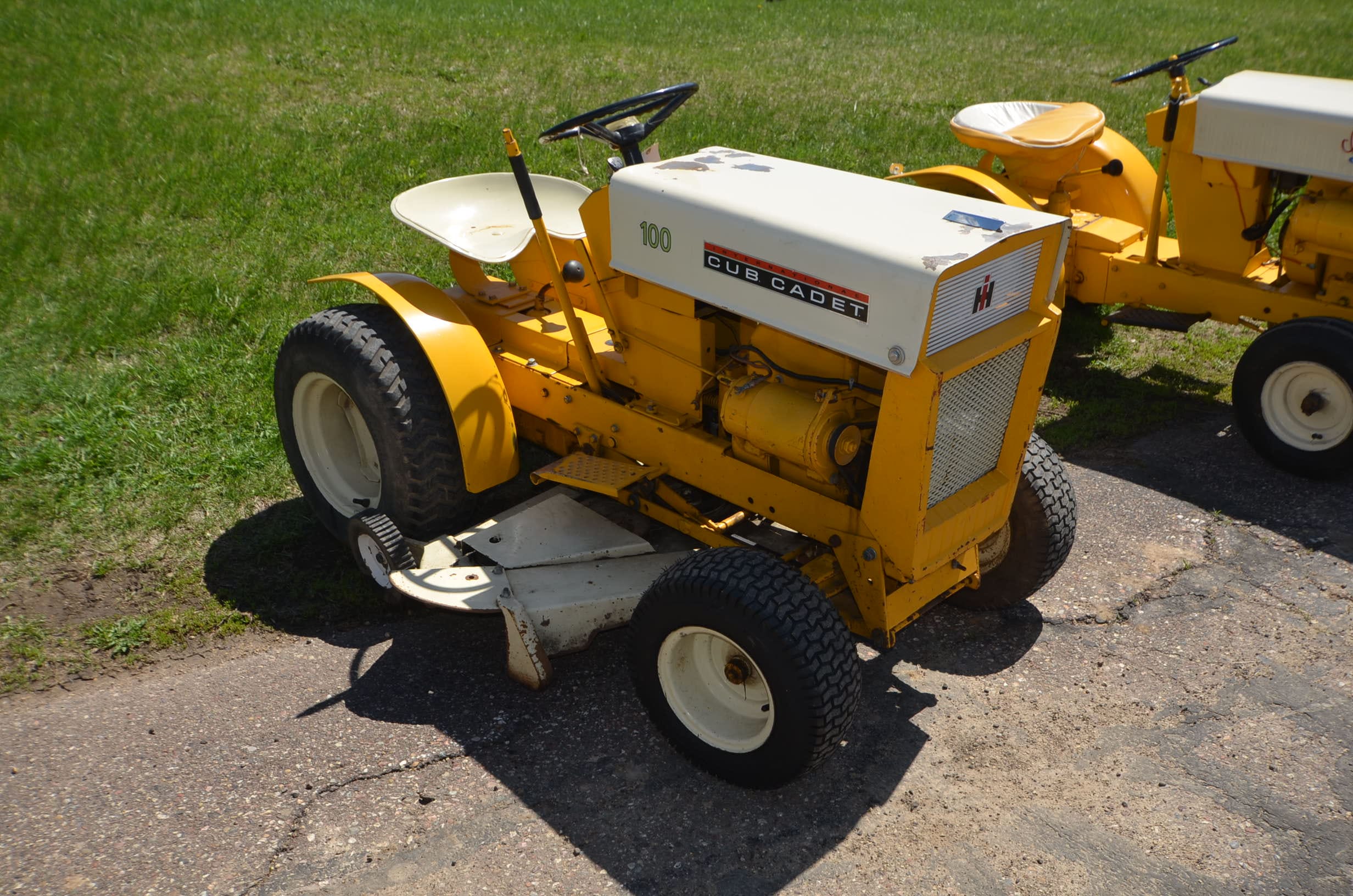 Main image International Harvester Cub Cadet