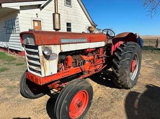 1963 International Harvester 560 Equipment Image0