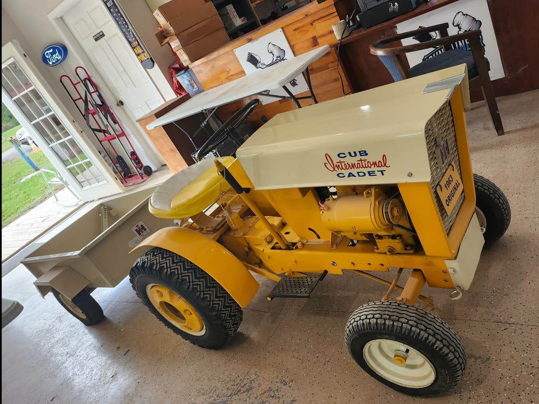 Image of International Harvester Cub Cadet Primary image