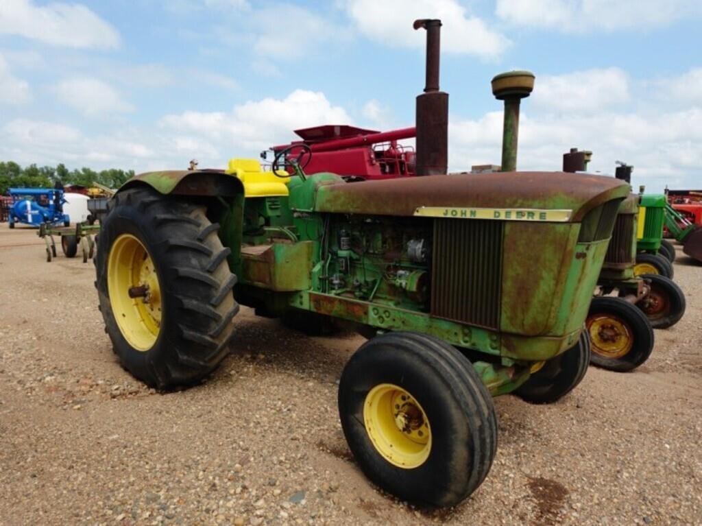 Image of John Deere 5010 Primary image