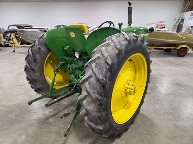 Image of John Deere 1010 equipment image 4