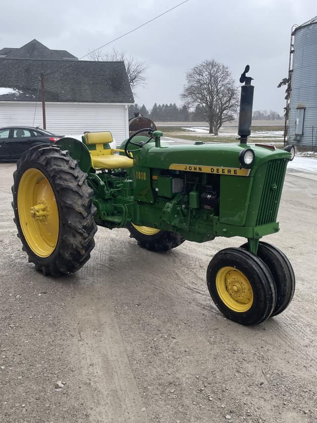 Image of John Deere 1010 equipment image 2