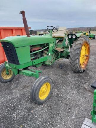 Main image John Deere 2010