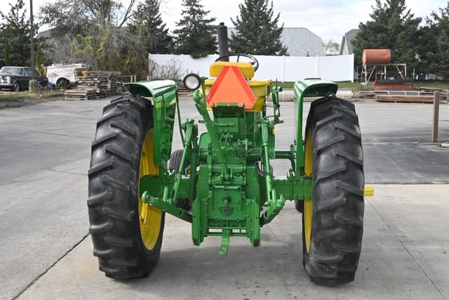 Image of John Deere 2010 equipment image 4