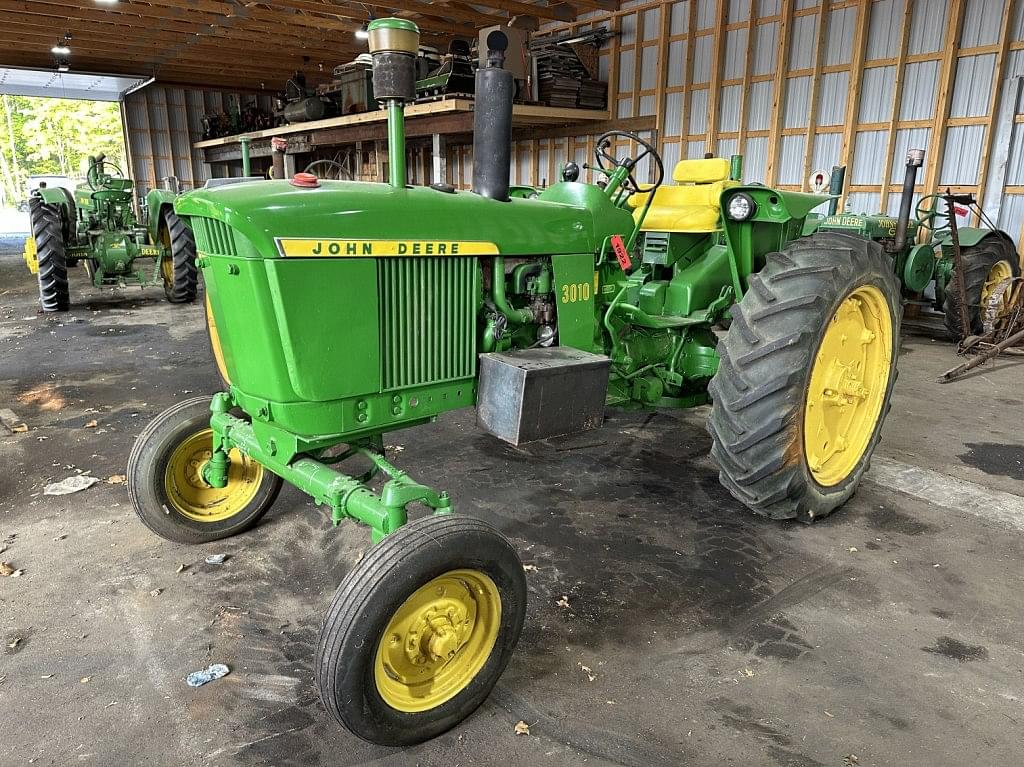 Image of John Deere 3010 Primary image
