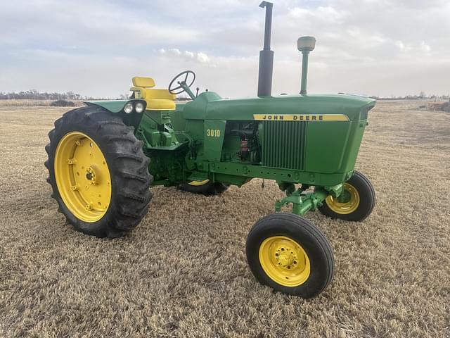 Image of John Deere 3010 equipment image 1