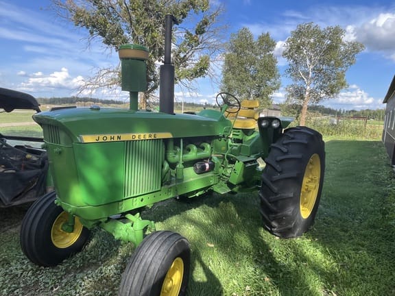 Main image John Deere 4010