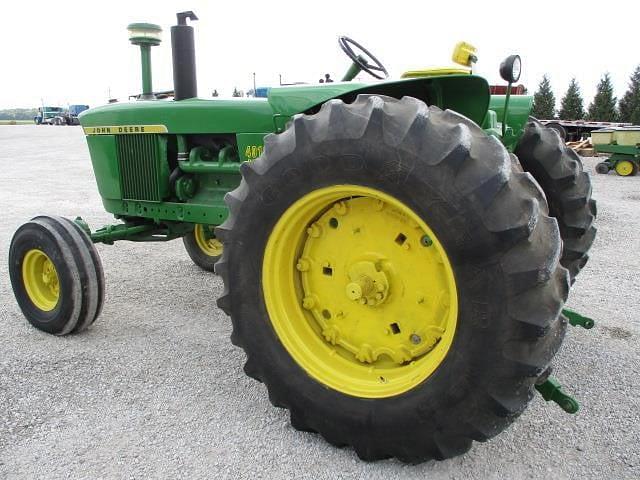 Image of John Deere 4010 equipment image 4