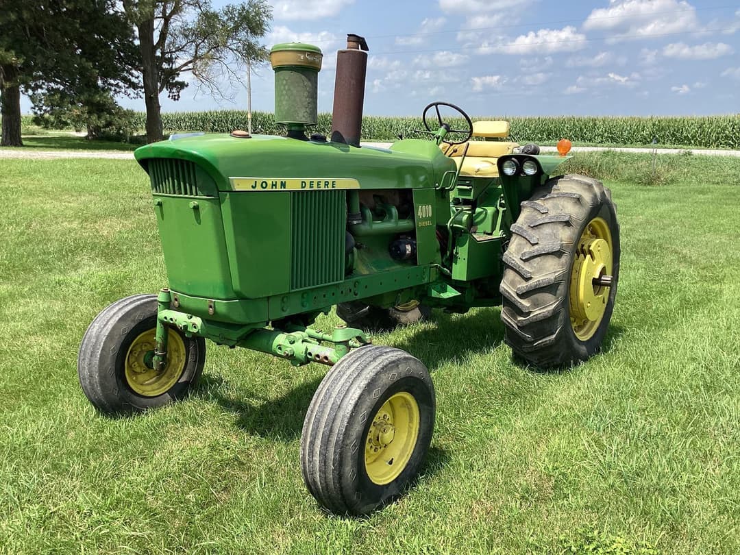 Image of John Deere 4010 Primary image