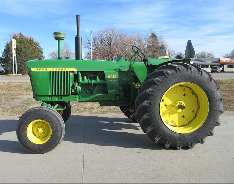 SOLD - 1963 John Deere 4010 Tractors 40 to 99 HP | Tractor Zoom