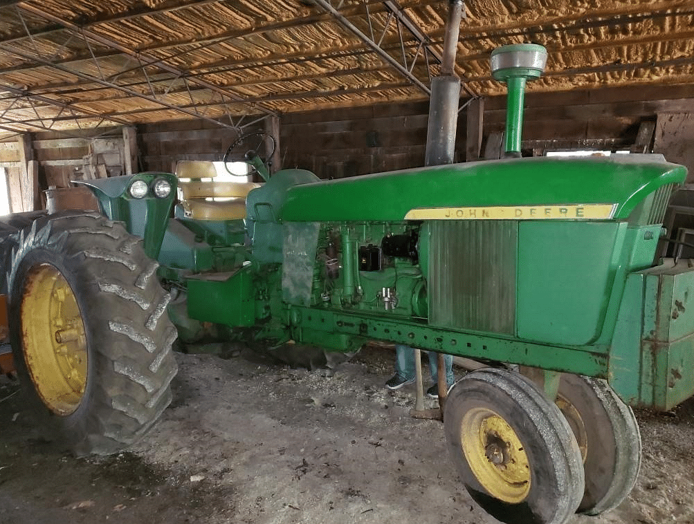 Image of John Deere 4010 Primary image