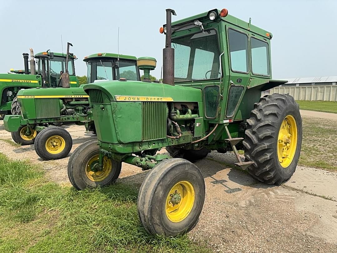 Image of John Deere 4010 Primary image