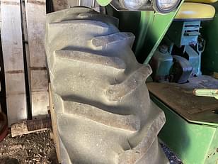 Main image John Deere 4010 5