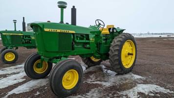 Main image John Deere 4010