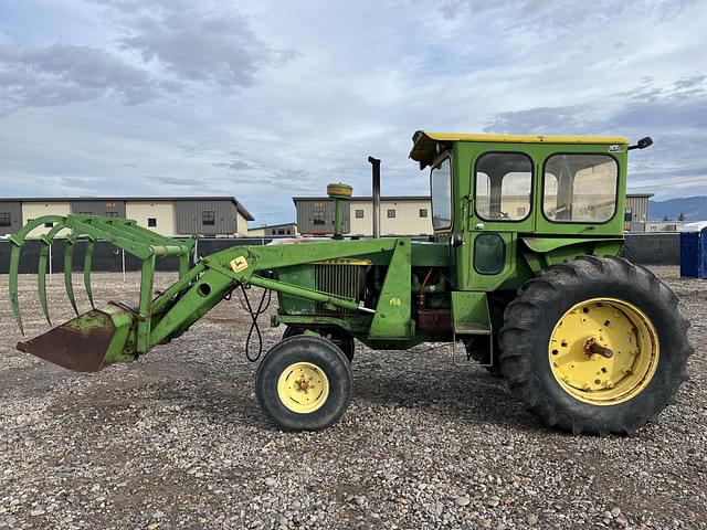 Image of John Deere 4010 equipment image 1