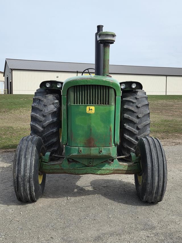 Image of John Deere 5010 equipment image 1