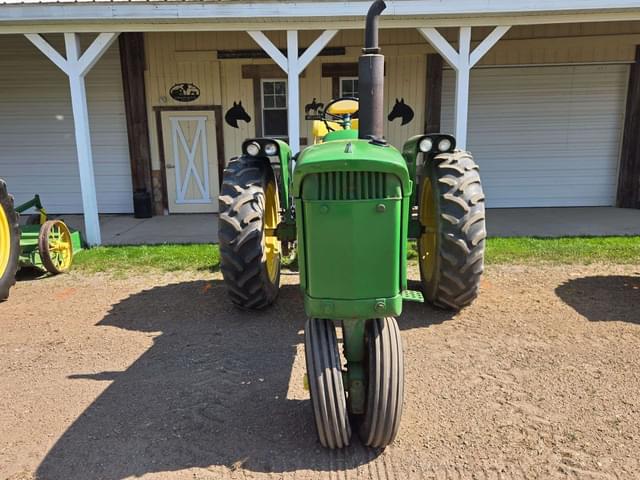 Image of John Deere 3010 equipment image 2