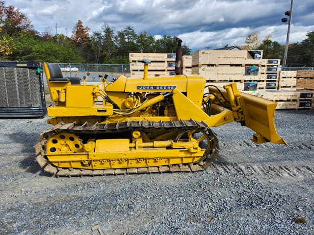 Image of John Deere 1010 equipment image 2