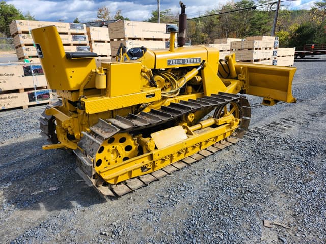 Image of John Deere 1010 equipment image 1