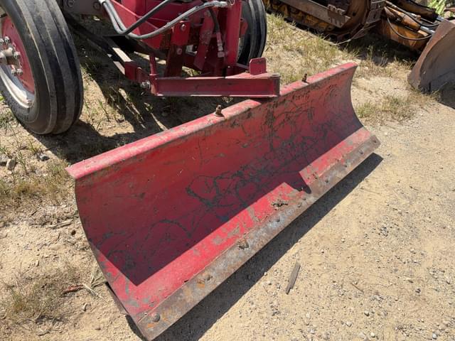 Image of Massey Ferguson 35 Deluxe equipment image 2