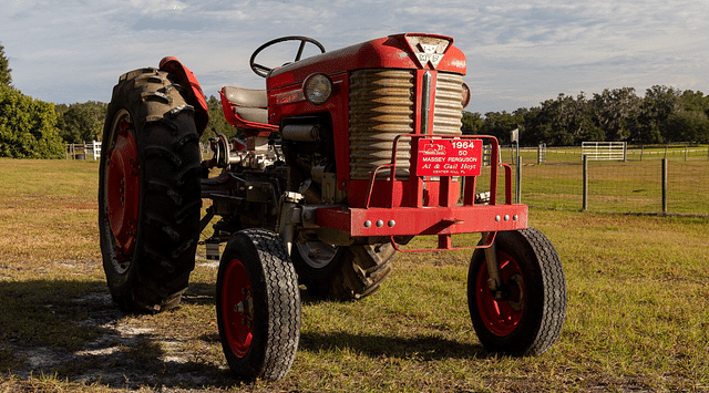 Image of Massey Ferguson 50 equipment image 2