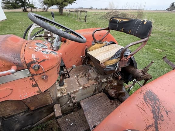 Image of Massey Ferguson 90 equipment image 4