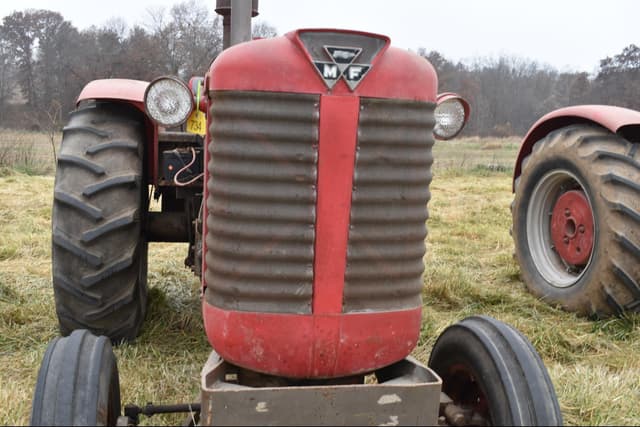 Image of Massey Ferguson 97 equipment image 3