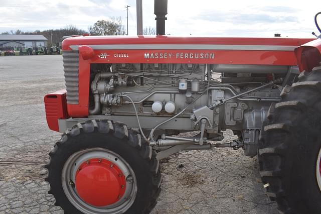 Image of Massey Ferguson 97 equipment image 4